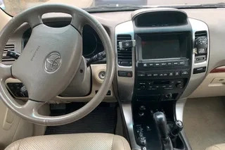 Toyota Land Cruiser cena 59900 przebieg: 225118, rok produkcji 2005 z Warszawa małe 29